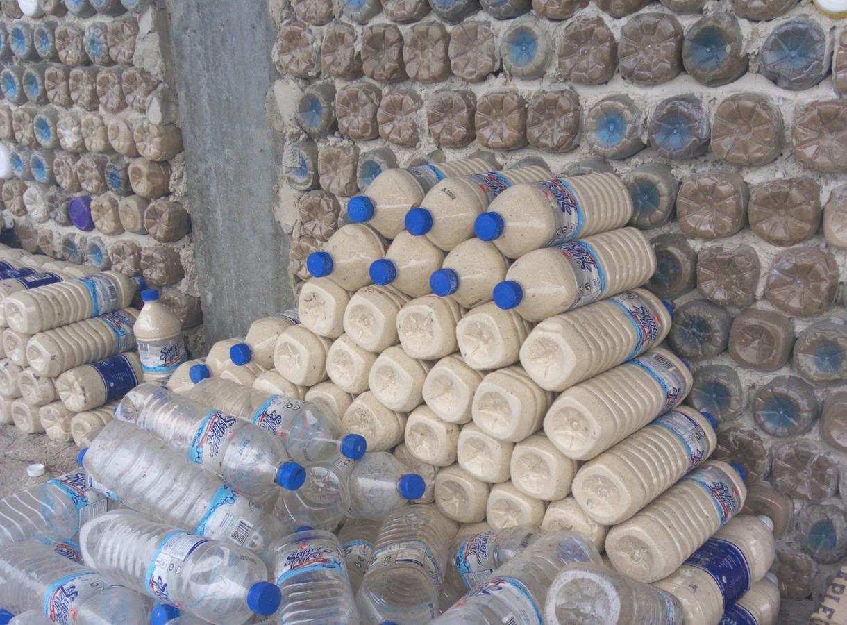 Habibis Bottle House Bed & Breakfast Nungwi Exterior photo